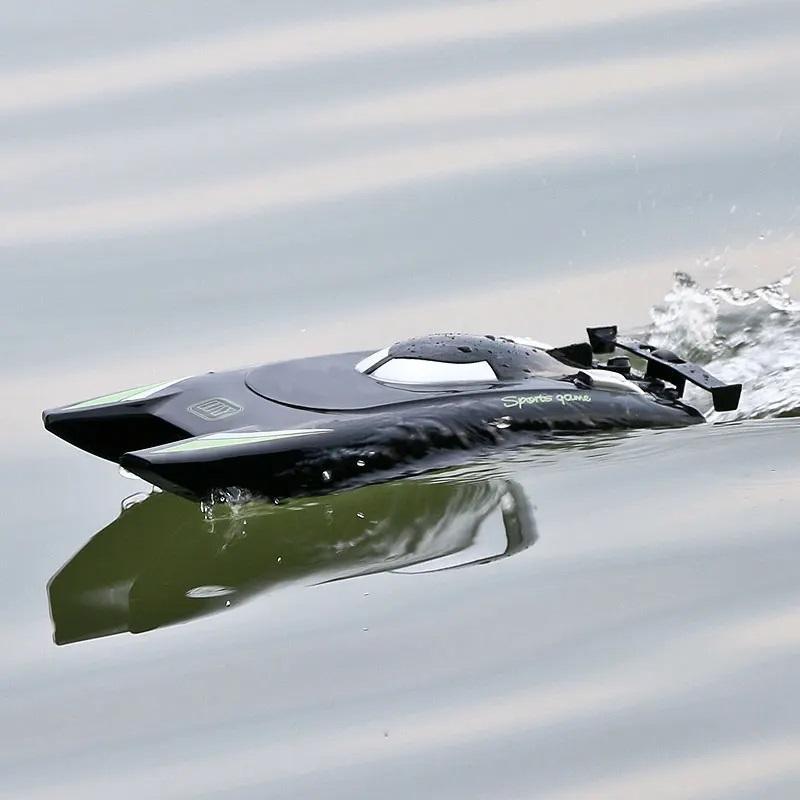 2.4G RC Высокоскоростной гоночный катер Водонепроницаемый Двойной мотор Пульт дистанционного управления Профессиональный катер 805 Подарки Игрушки для мальчиков
