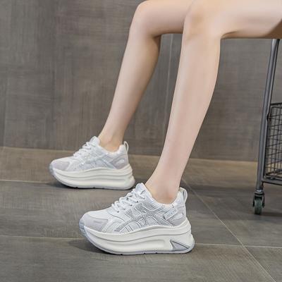 Кроссовки на толстой подошве сетка женские осень 2025 новые повседневные модные универсальные взрывная версия Douyin увеличивающие рост женские туфли