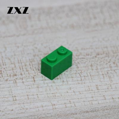 Model Building Kits Bricks 1 x 2 DIY Creative Brick Toys Educational Bulk Bricks 3004 Blocks for Kids Gift To Create Castle