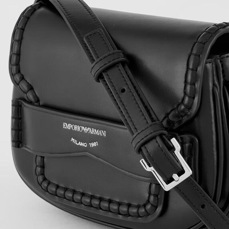 Женская маленькая сумка кроссбоди с клапаном Emporio Armani