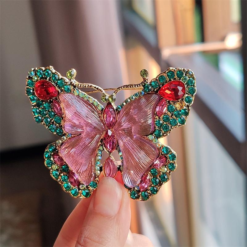 Heavy Industry Crystal Big Butterfly Brooch Fashion Animal Insect Women'S Brooch Medieval High-End Versatile Coat Corsage