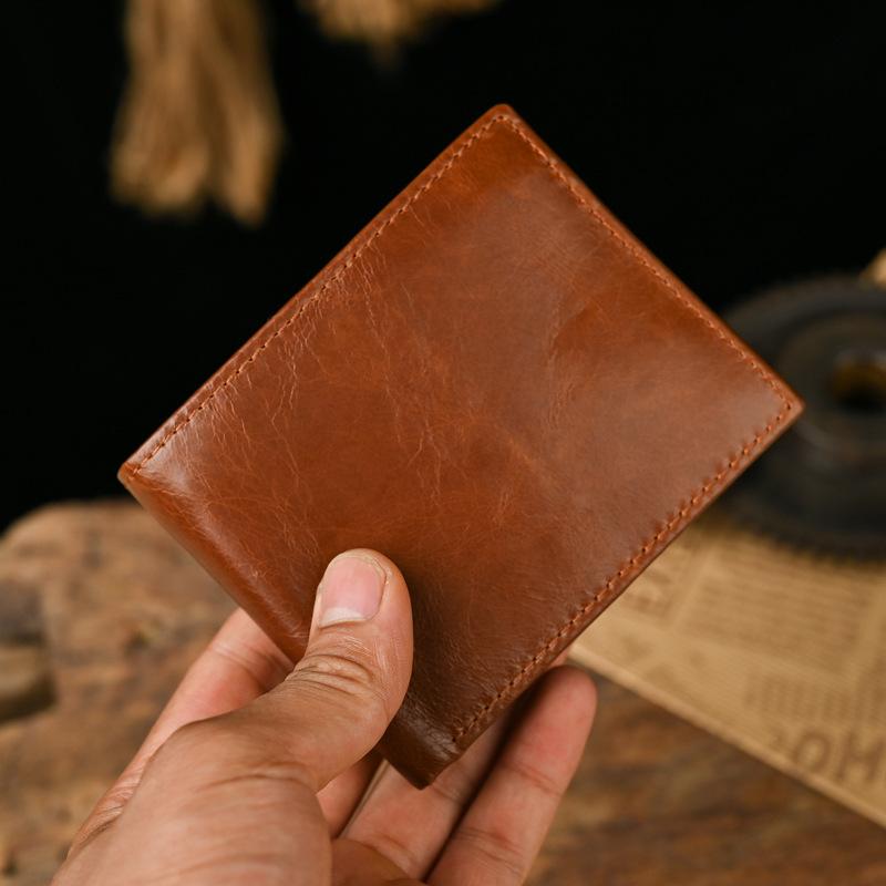 Orta Italian Bifold с окошком для удостоверения личности для мужчин, кожаный кошелек