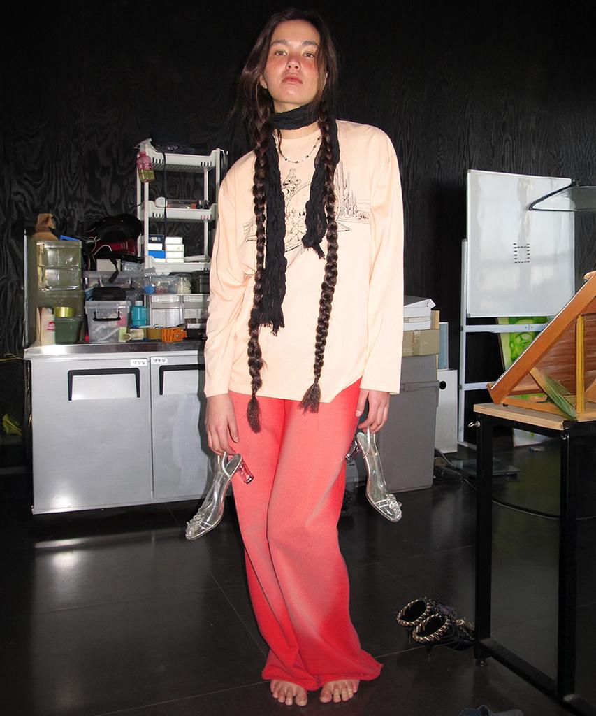 CENTAUR.KR Turn-Up Washed Sweatpants_Red