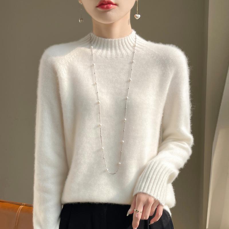 Stylish Soft Wool Half-High Neck Sweater: Age-Defying, Casual and Ready-to-Wear Base Layer