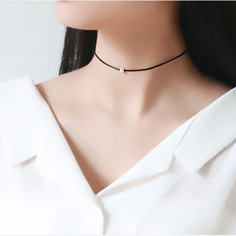 Rope Metal Velvet Pendant Little Ball Neck Leather Chain Women Short Necklace Bead Black Choker