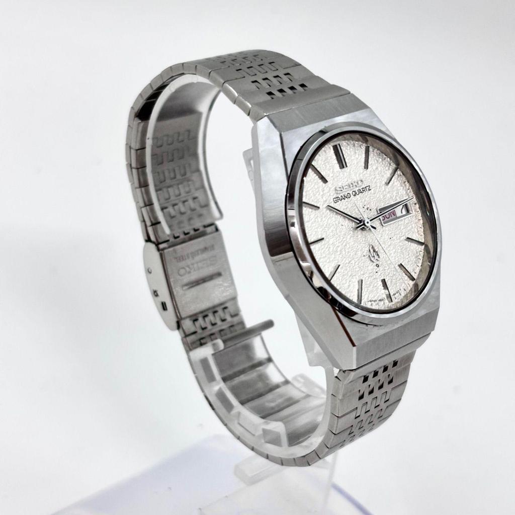 Б/у [Операция/Оригинальный браслет] SEIKO/SEIKO GRAND QUARTZ/Grand Quartz День-Дата Белый циферблат/Алмазная пыль Сделано Suwa Seikosha Изготовлено в Июне