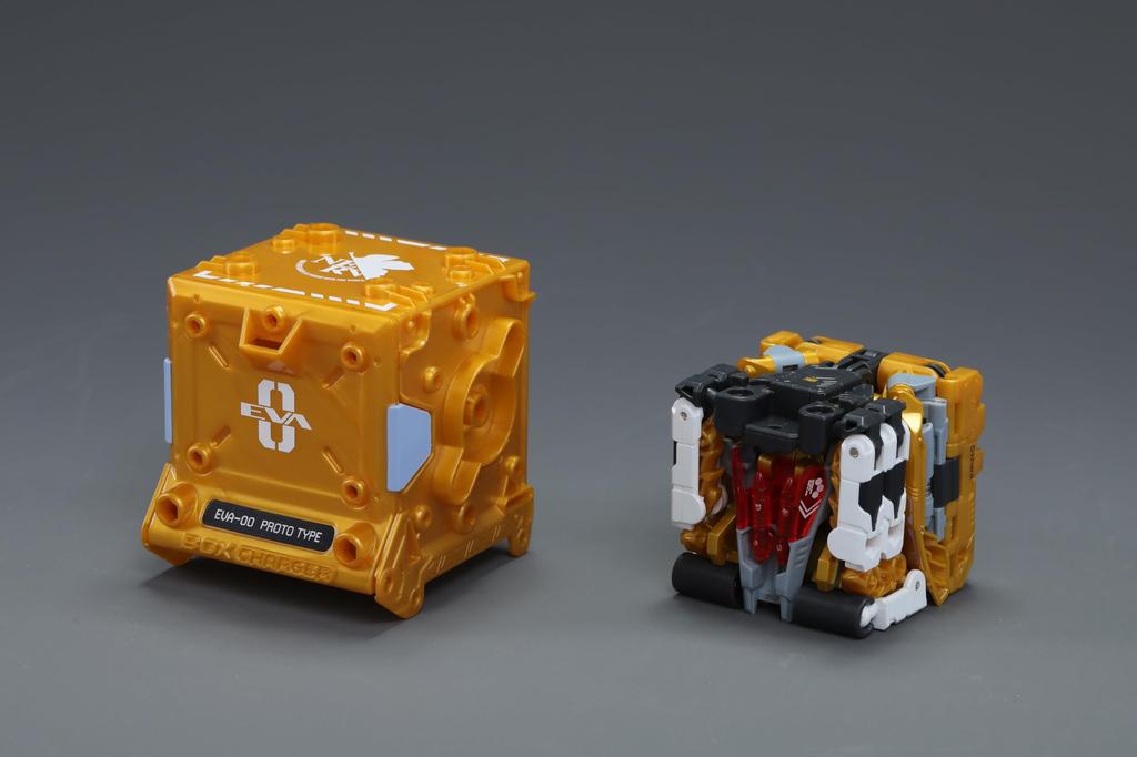 52TOYS BEASTBOX KABUTO EVA SET