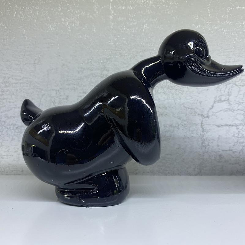 Дизайн и украшение автомобильных украшений и декоративных предметов «Duck Savage Duck» для дома и двора — мощные и впечатляющие