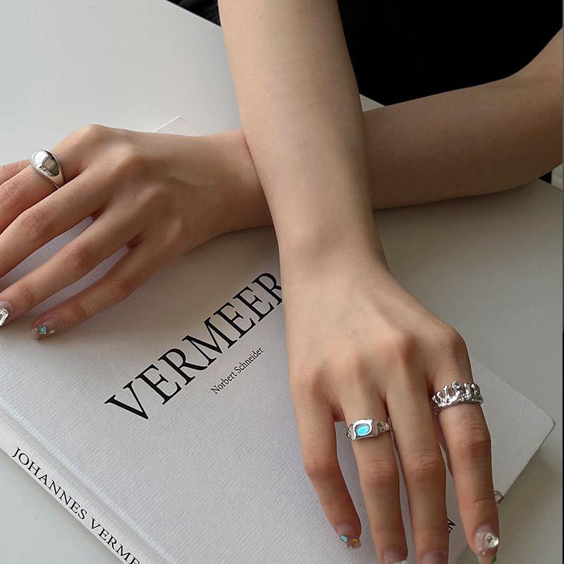 Потрясающее кольцо из стерлингового серебра S925 для женщин с уникальным дизайном из лунного камня и голубых бриллиантов