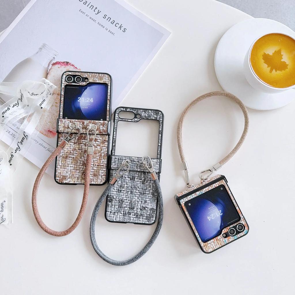Wrist Strap Luxury PU Leather Phone Case for Samsung Galaxy Z Flip 6 5 4 3 5G Hinge Protection Shockproof Cover