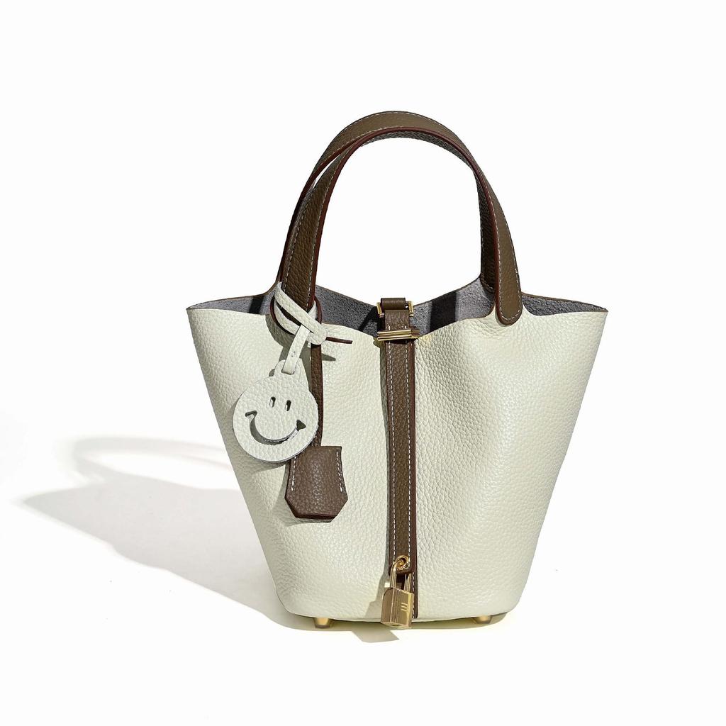 Женская летняя сумка-тоут из коровьей кожи ТОГО на 2025 год