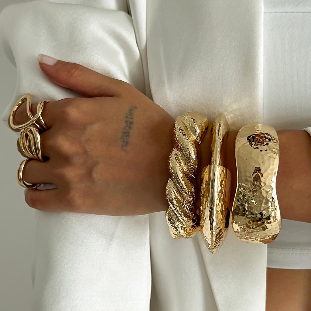 Personalised Exaggerated Wide Side Glossy Hammer Grain Bracelet Irregular Alloy Bracelet Set Fashion Commuter Senior Sense Ladies Jewellery