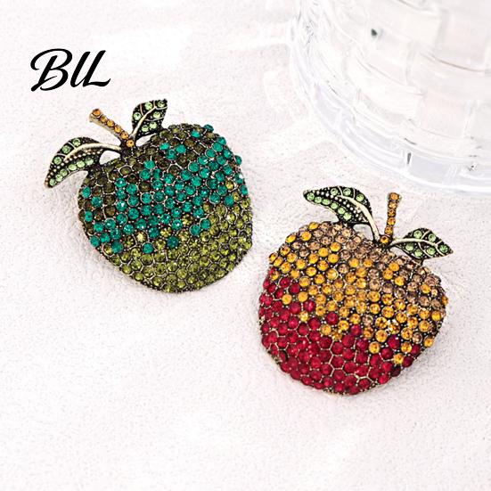 Daily Wear Brooch Rhinstone Fruit Pin for Women, Shape Alloy Lapel Decorative Jewelry Pin, Clothing Accessories Wedding Party Prom