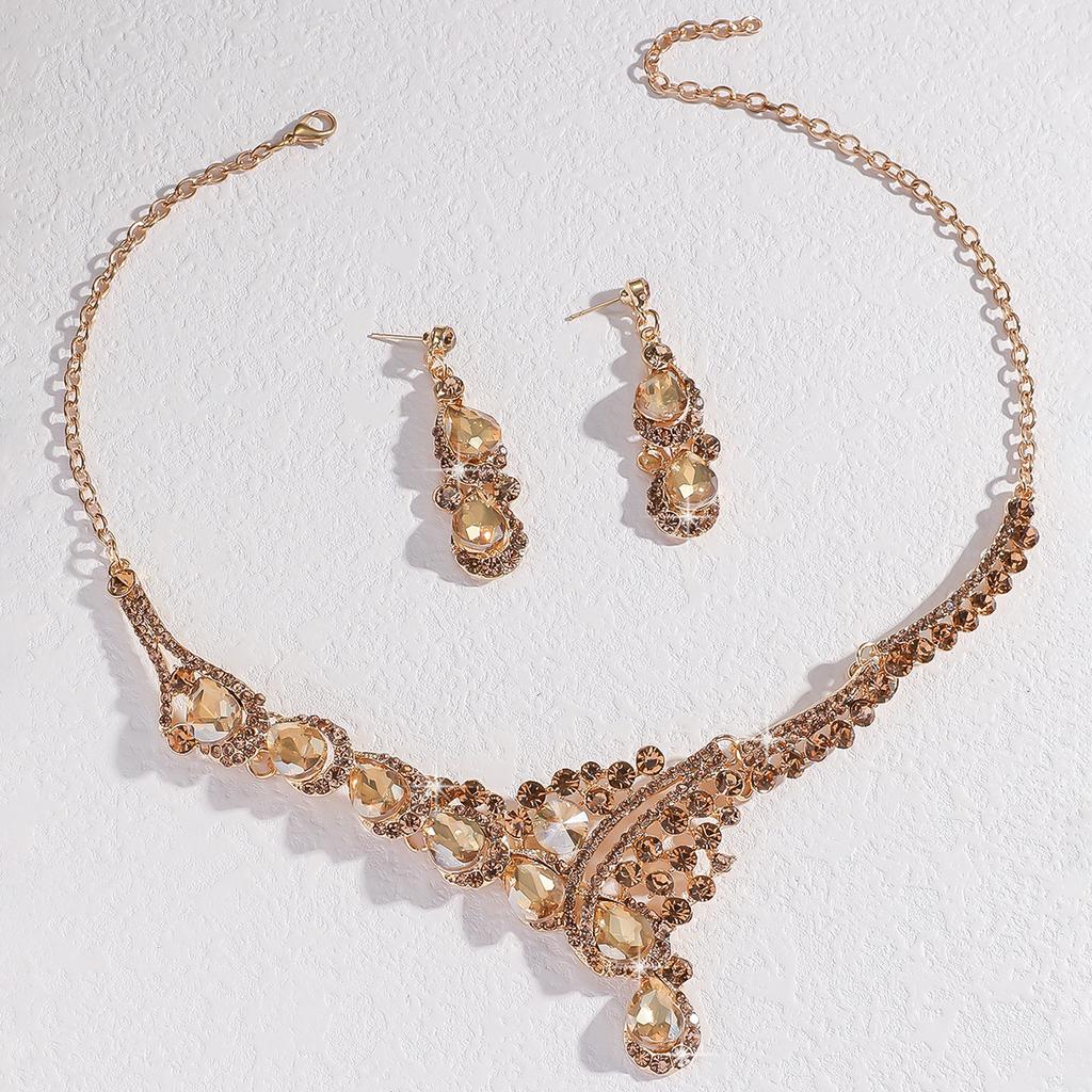 Комплект из красочного блестящего ожерелья и серег для женщин