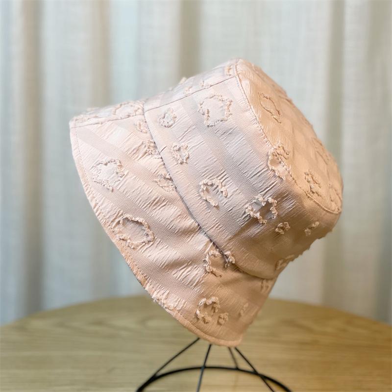 New Spring/Summer Wide-Brimmed Fisherman Hat for Women, Elegant Small Flower Bucket Hat, Korean Style Fashionable Versatile Sun Protection Hat