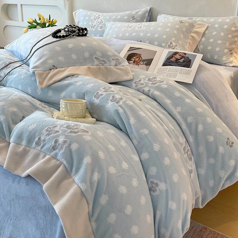 Утолщенный молочный флис Четыре предмета Корейский резной коралловый флис Двустороннее фланелевое пододеяльник Простыня Постельное белье