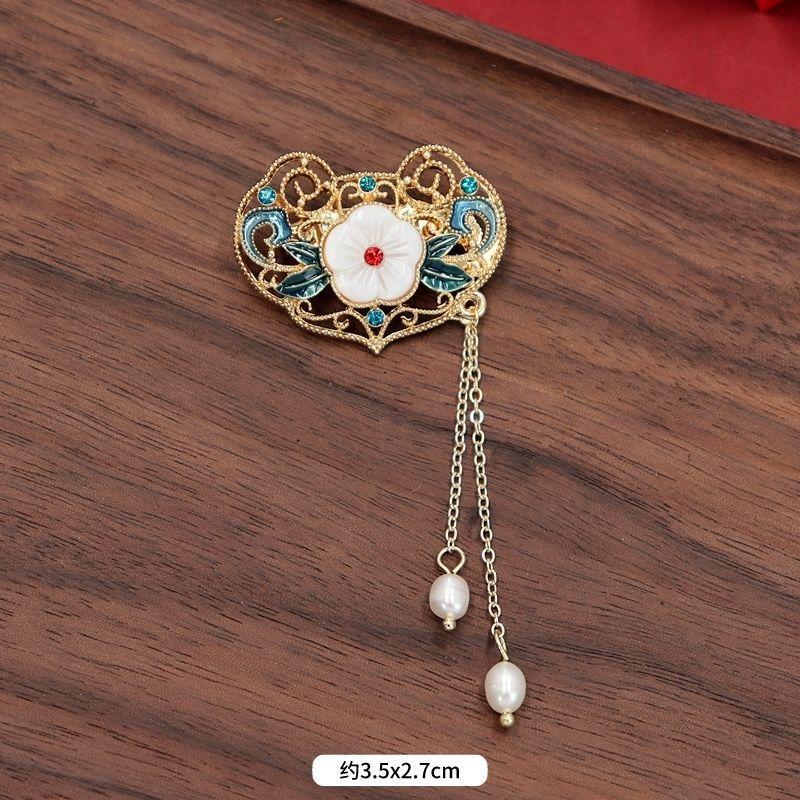 Antique Brooch Female High-end Sense High-end Court Temperament Elegant Pearl Pin Cheongsam Placket Hanfu Accessories Corsage