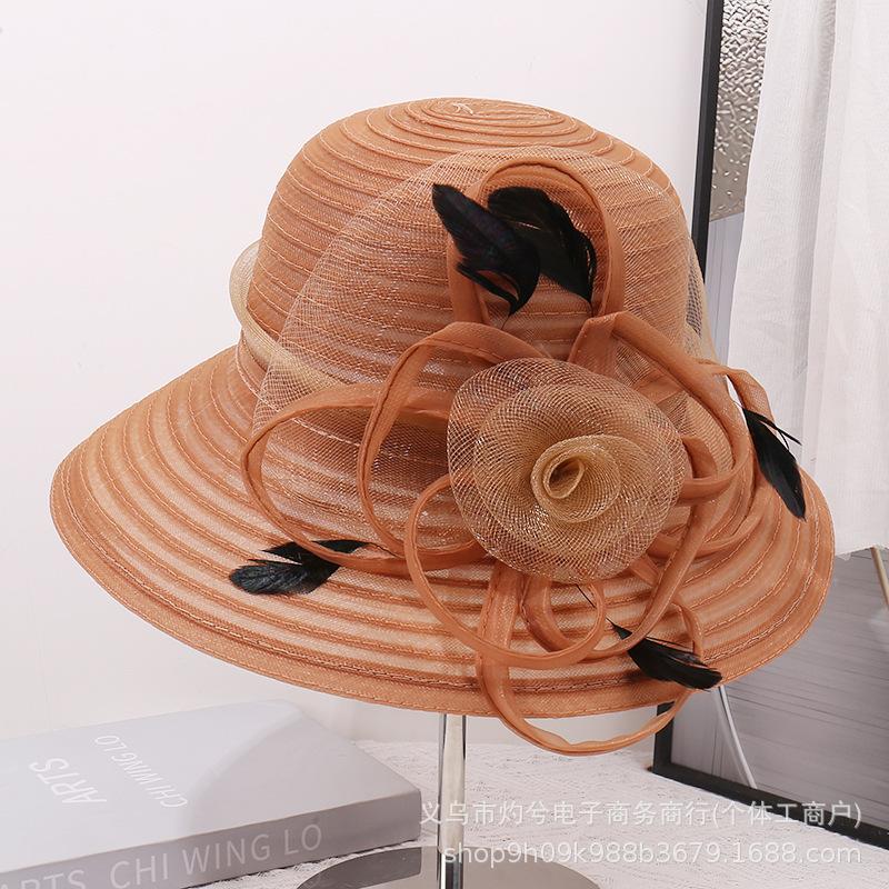 Spring and summer women's new big flower feather decoration middle-aged and elderly mother mesh gauze hat outdoor shading elegant hat