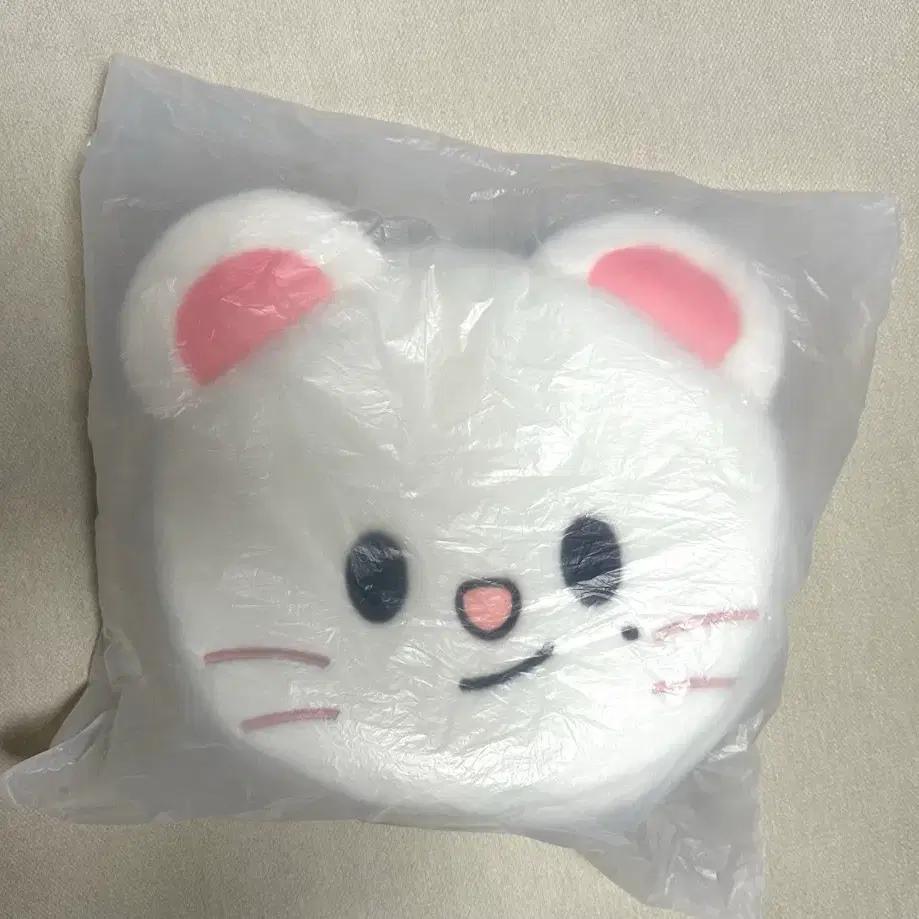 (sealed Ski Resort SKZ Conquiju Face Shoulder Bag Hyunjin Genielet