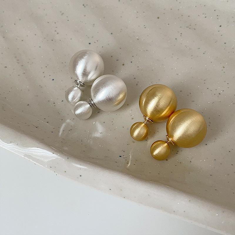 Elegant Delas Metal Ball Stud Earrings: Versatile, High-End Fashion for Women