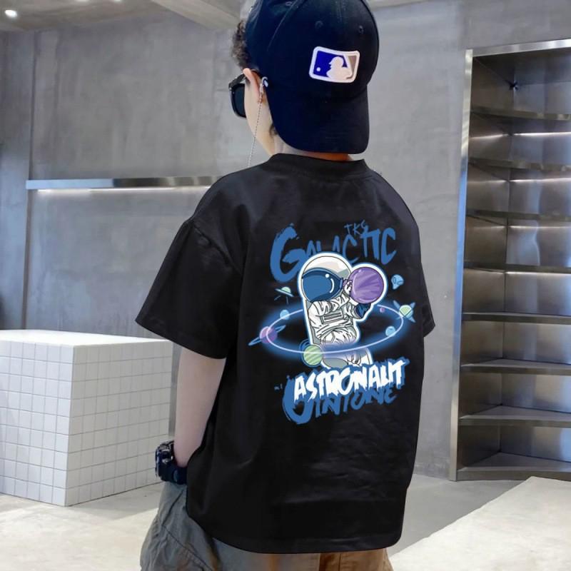 Летняя мода для мальчиков 2023 года: Дышащая футболка с коротким рукавом, свободная и легкая, для детей среднего и большого размера