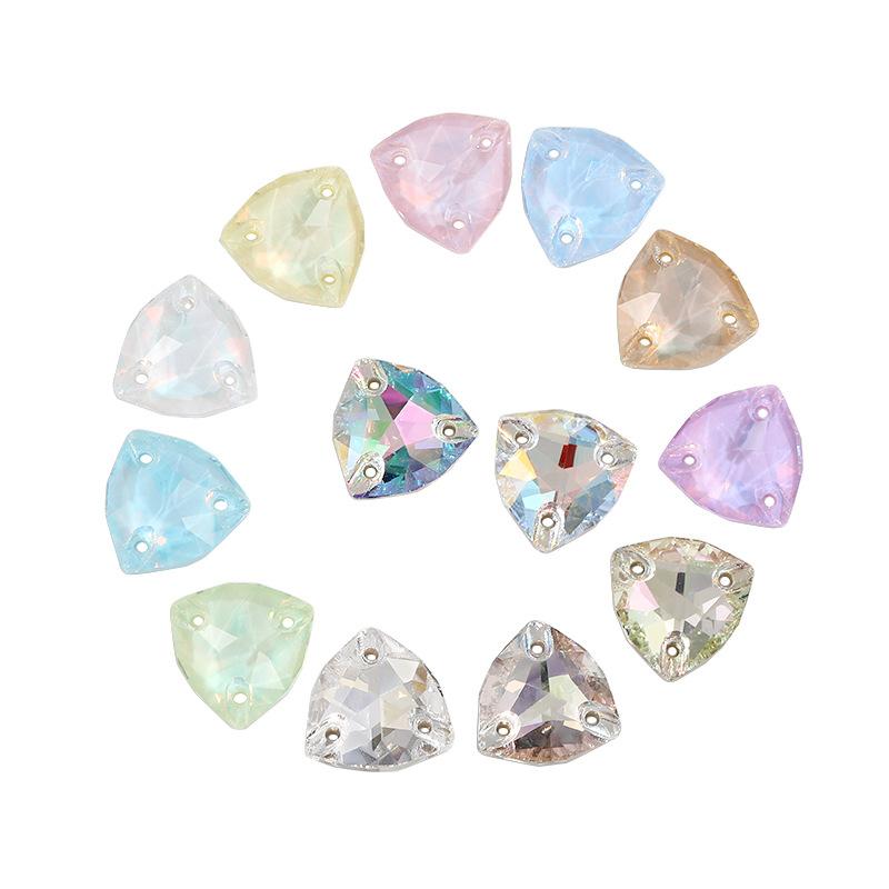 Hot Sale Crystal Rhinestones Triangle Glitter Charms for Shoes DIY 3D Accessories