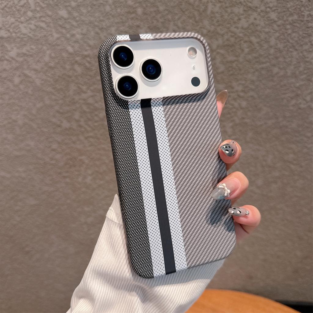 Ретро Жесткий Чехол с Узором из Углеродного Волокна и Кевлара Для iPhone 17 Air 16 15 14 Plus 13 12 Pro Max 11 Текстура Полосок Защитный Бампер