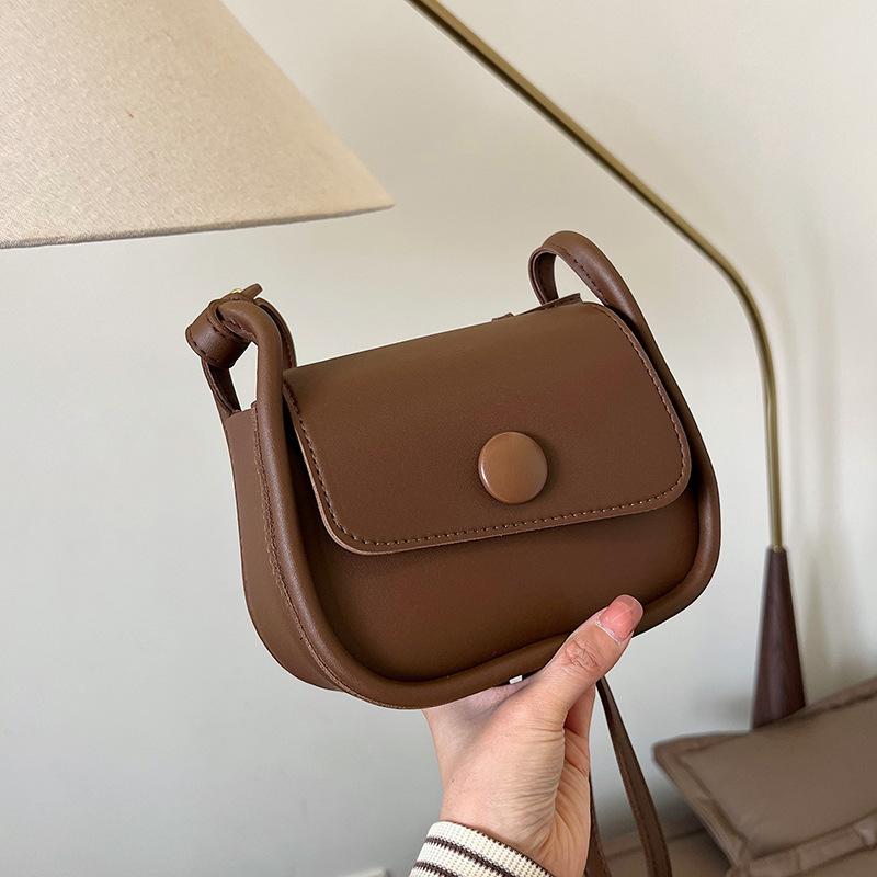 Super fire bag women's 2025 new trendy summer retro small square bag fashion niche versatile ins shoulder messenger bag