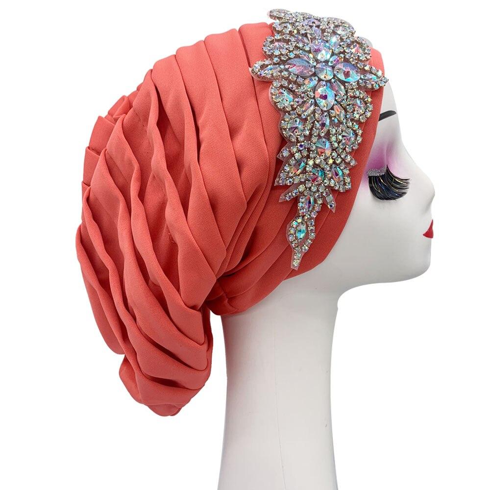 Женская плиссированная шляпа-тюрбан со стразами