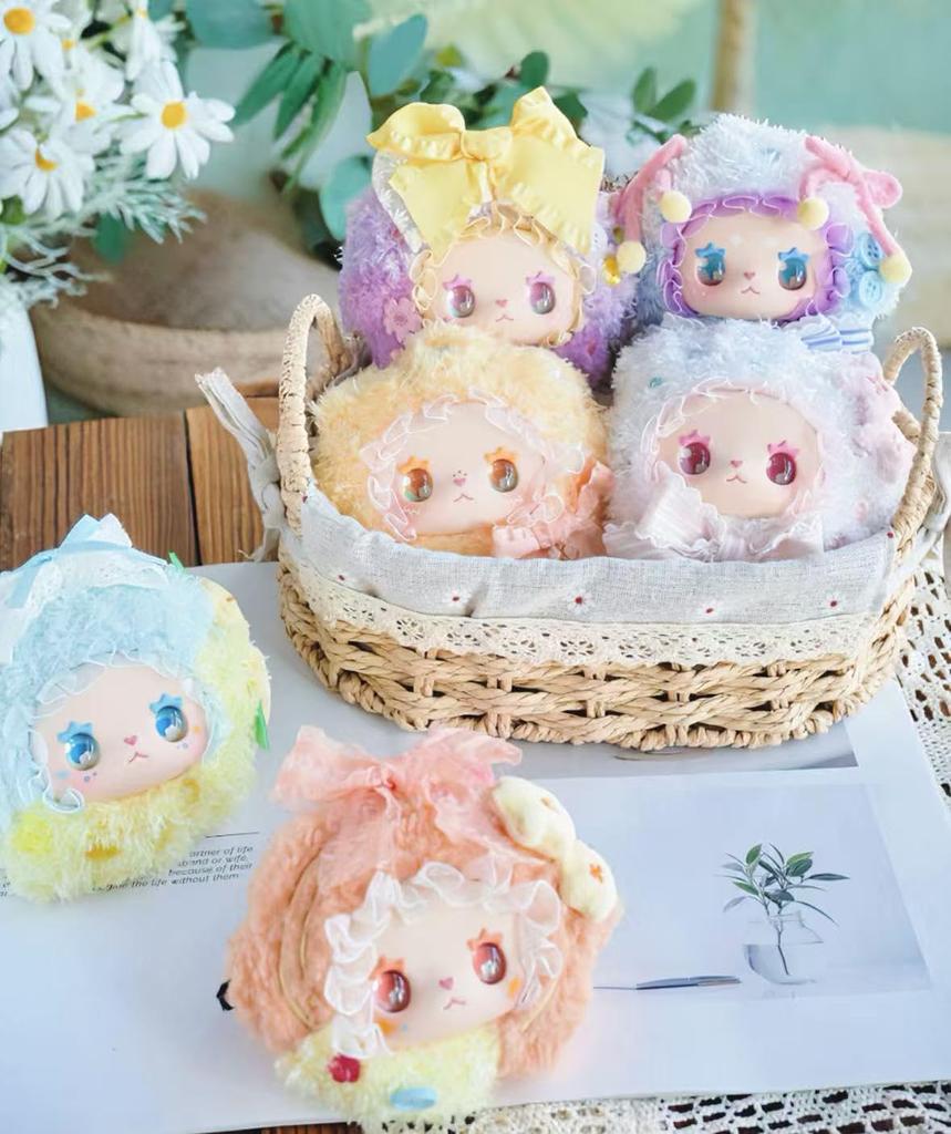 [LIILA TOYS] Плюшевая игрушка из серии Shin Shin Karei Оригинальная, Свежий аромат Милый талисман 12 см с кружевными оборками и большим бантом Идеально подходит для