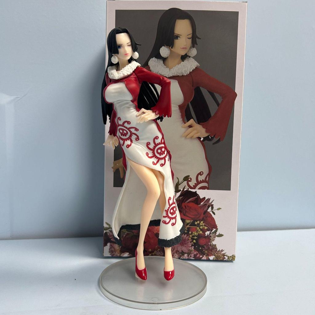 Фигурки One Piece: Чеонгсам Боа Хэнкок Аниме Модели и Украшения.