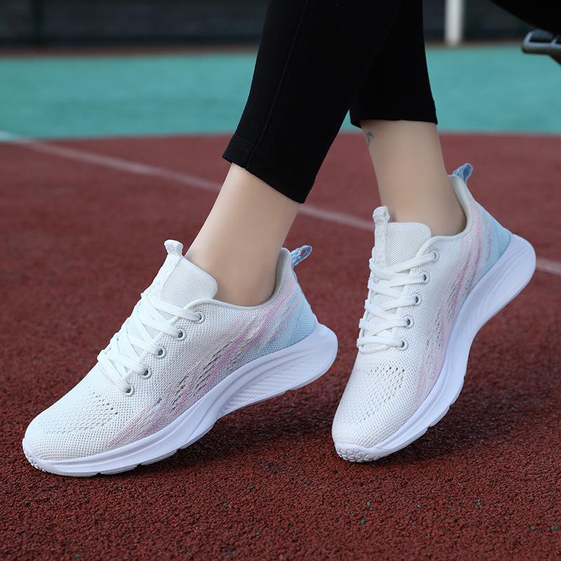 2024 весна новые летающие плетеные женские туфли модные дышащие сетчатые повседневные спортивные туфли женские универсальные туфли для отдыха на открытом воздухе для детей
