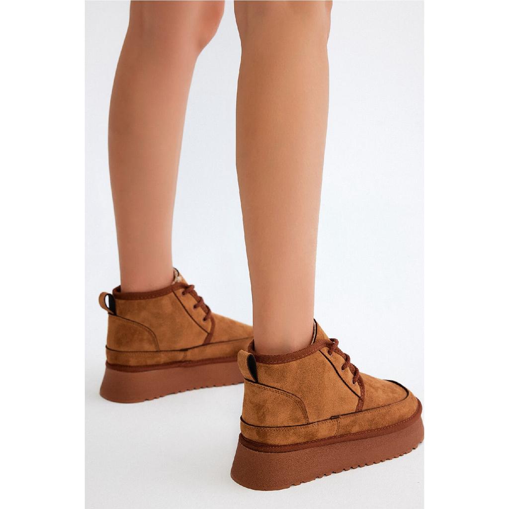 Женские бежевые замшевые женские замшевые ботинки из овчины на шнуровке удобного кроя