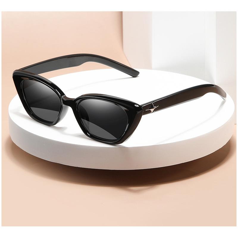 Солнцезащитные очки кошачий глаз для женщин с улучшенным чувством защиты от ультрафиолета, ретро-очки для близорукости с маленьким лицом для мужчин