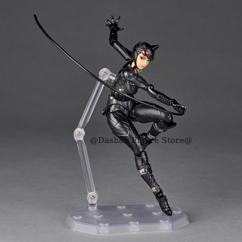 Amazing Yamaguchi Catwoman Selina Kyle Action Figure Kaiyodo Revoltech Figures Collection 15cm Comic The Cat Woman Model Toys