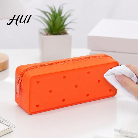 Pen Holder Silicone Pencil Case, Cute Heart Star Shape Large Pouch, School Case Soft Bag for Students, Stationery Organizer Capacity