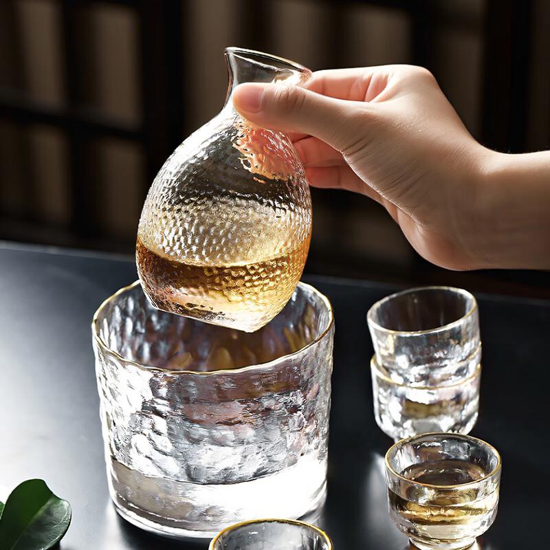 CLITON Japanese Hammered Glass Sake & Wine Serving Set