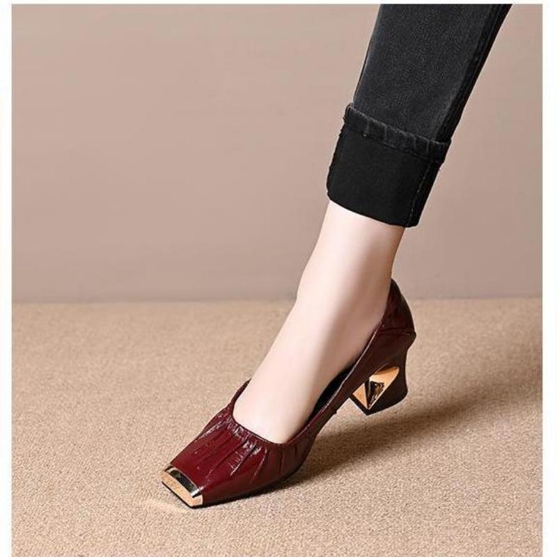 Ladies Elegant Fold Design Solid Color Simple Pumps Women's High Heels Soft Leather Metal Head Mid-heeled Dress Shoes Loafers