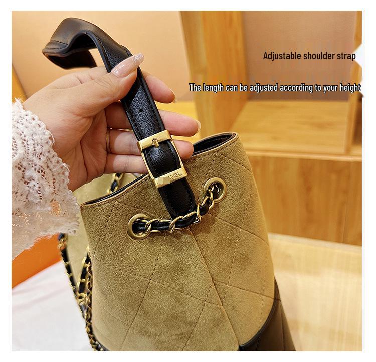 Vintage 2025 Diamond Lattice Hobo Tote: Large Capacity Casual Crossbody Shoulder Handbag