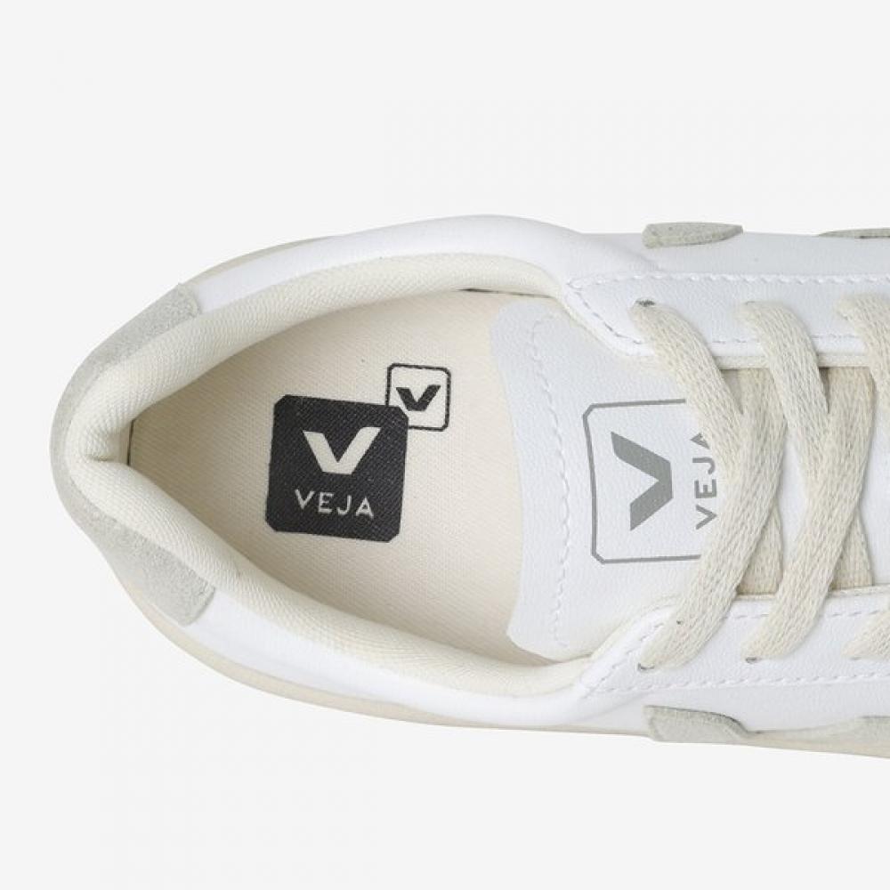 Veja Unisex Sneakers With Beautiful Fit Urca Svju231uc07 134