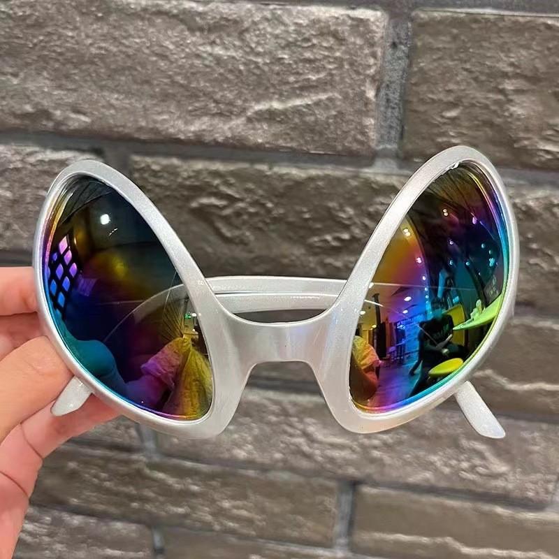 Смешная пародия на очки пришельцев Песчаная скульптура Вечеринка Хэллоуин Солнцезащитные очки Футуристические технологии Ветряные солнцезащитные очки