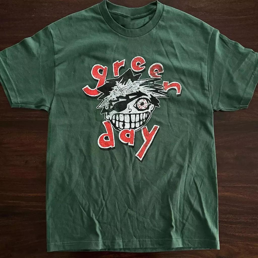 Официальная концертная футболка Green Day Saviors Tour