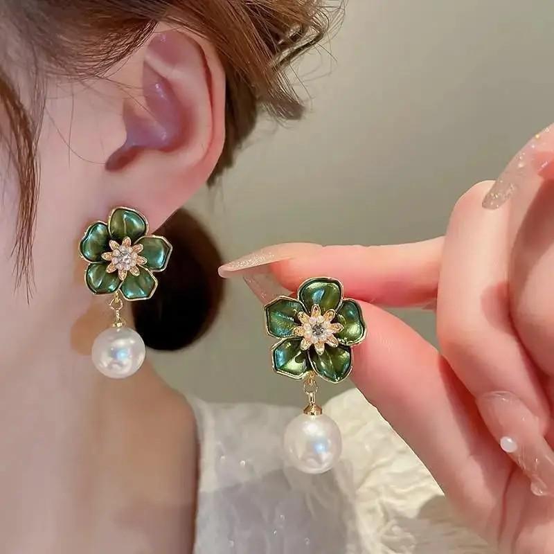 Серьги-цветы из кристаллов на серебряной основе 925 пробы, корейская мода, для женщин, ювелирные изделия, трендовые, роскошные, женские, французские, с жемчугом