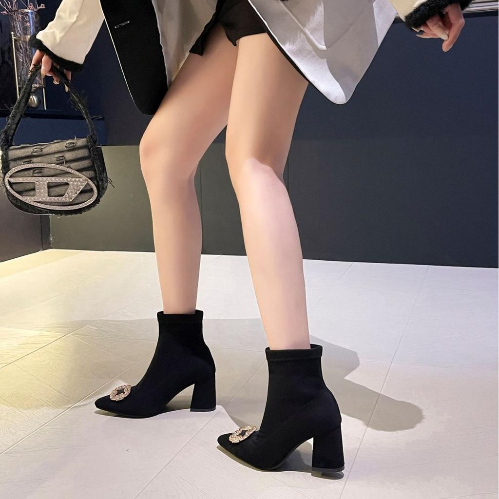 Остроносые замшевые осенне-зимние новые модные короткие ботильоны на высоком каблуке женские со стразами квадратная пряжка низкий голенище модные ботинки однотонные тонкие ботинки