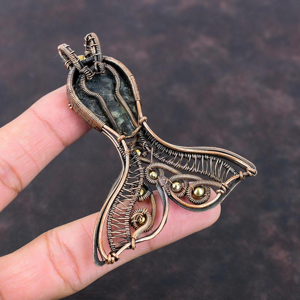 Астрофиллит Драгоценный Камень Подвеска Подвеска, Обмотанная Медной Проволокой Уникальная Подвеска в Виде Рыбы Медные Украшения Подвеска Ручной Работы Подарок для Него Стильная Подвеска