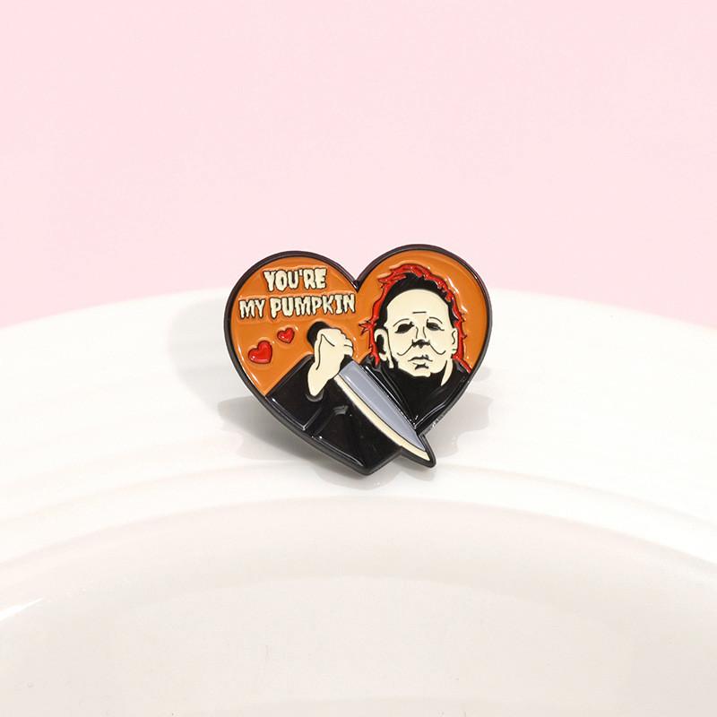 Красочная брошь в виде мультяшного персонажа, изготовленная из прочного сплава, идеально подходит для зимней моды 2024 года.