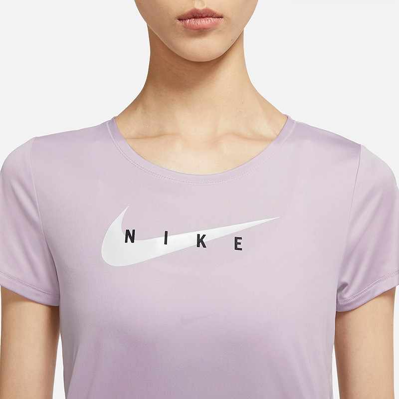 Nike Swoosh Dri-Fit быстросохнущая дышащая модная футболка с коротким рукавом женские топы светло-фиолетового цвета DN4557-576