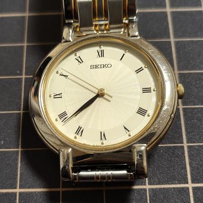 SEIKO Кварцевые наручные часы с римскими цифрами Новое управление K26e [Рабочее состояние] V701-1771 Батарея. код