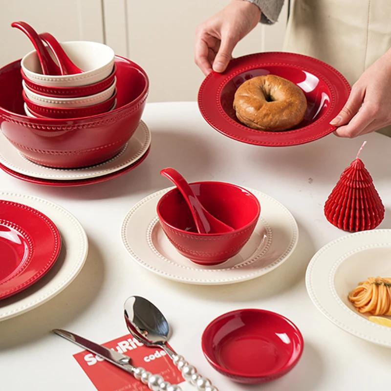 Легкая роскошная свадебная керамическая тарелка, высококачественные однотонные рельефные обеденные тарелки, бытовые тарелки для повседневного использования, вечеринки, торта, десерта и закусок