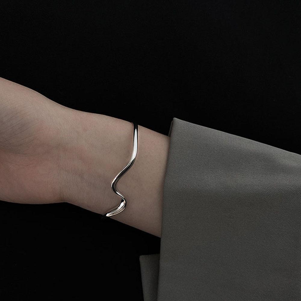 Twisted Adjustable Girls Arc Water Wave Pattern Opening Bangle Simple Bracelet Jewelry Women Gift